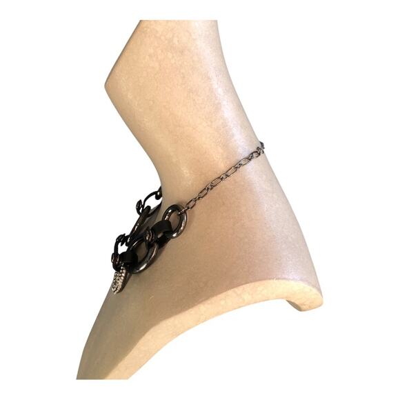 Urban Outfitters NWT Black Silver Sparkly Rhinestones Statement Necklace - Picture 10 of 13